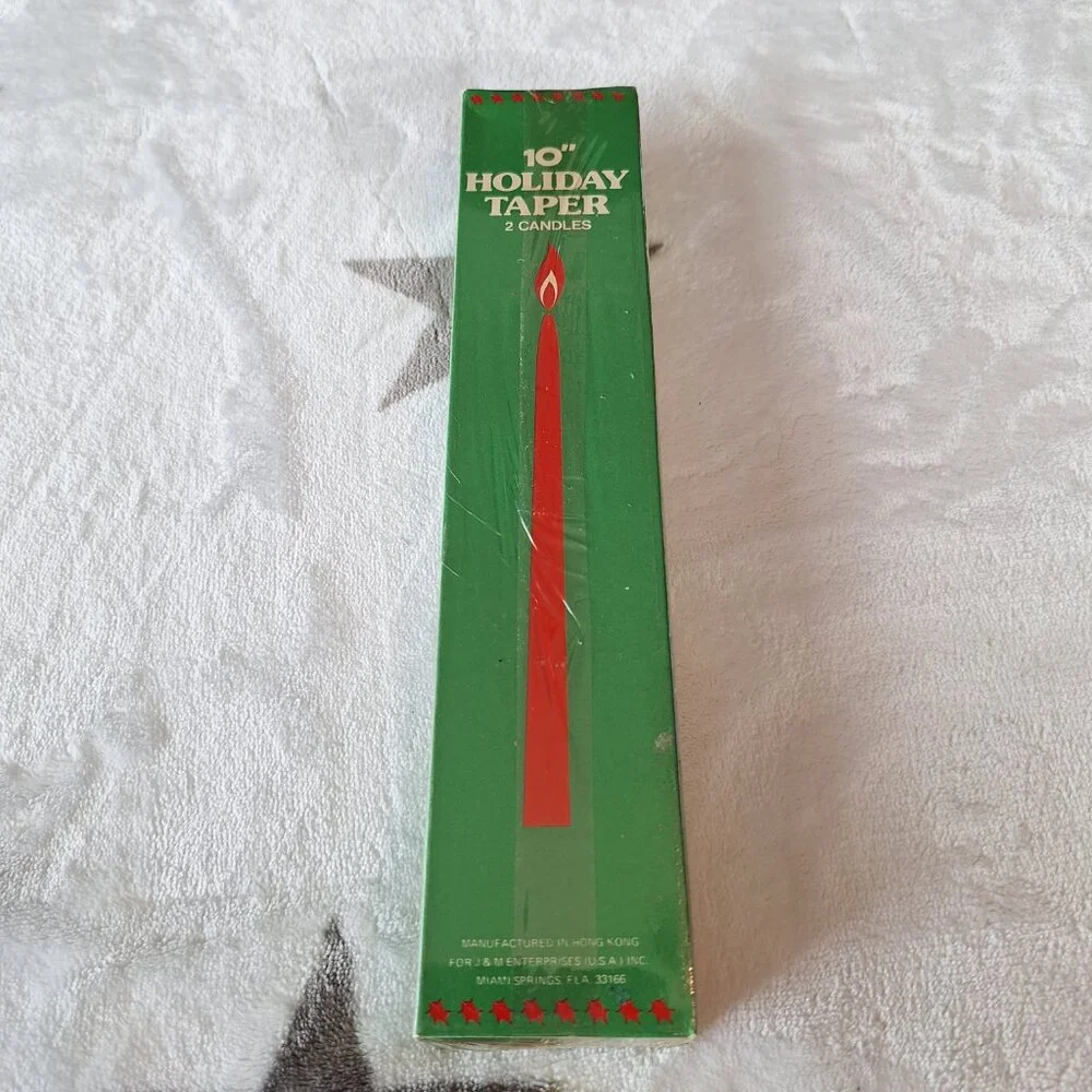 Vintage Christmas Holiday Jayem Green & Pinecones 10” Taper‎ Candles Hong Kong